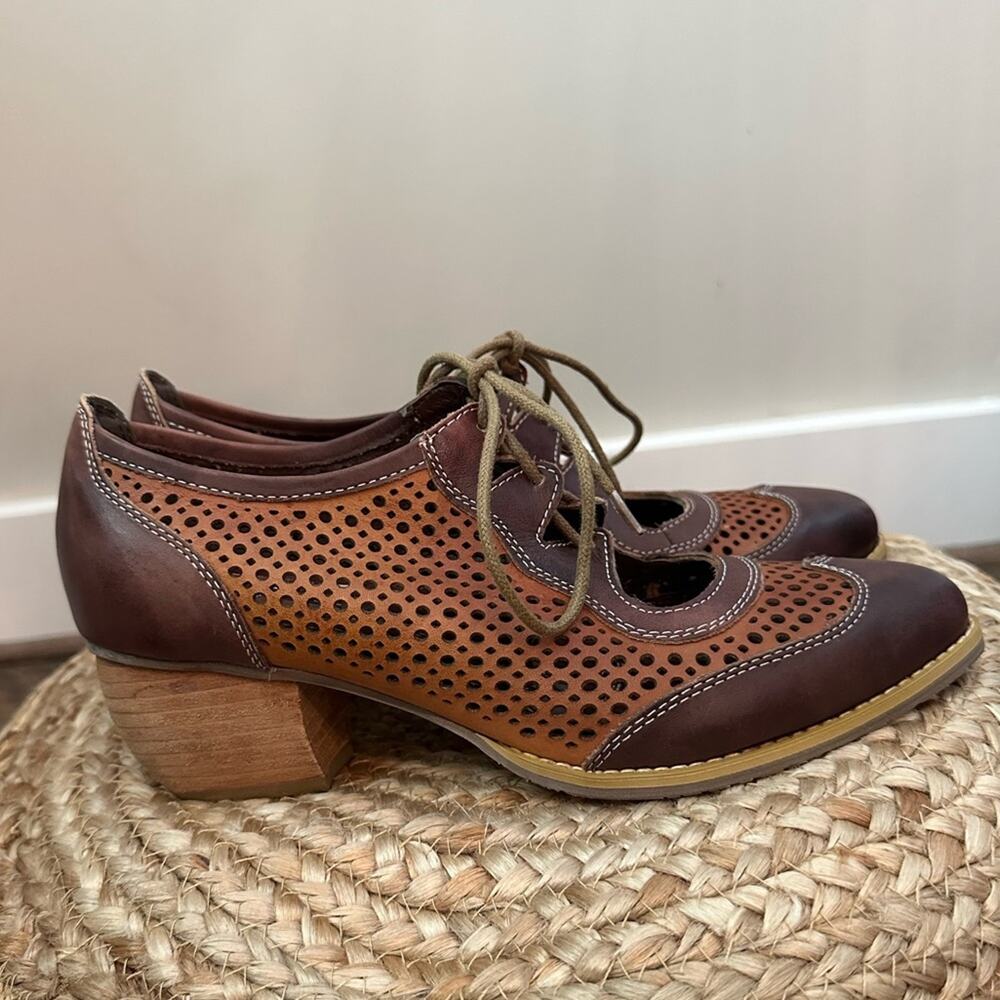 L'Artiste Gabriel Lace Up Heeled Shoes Size 9 ( 40)
